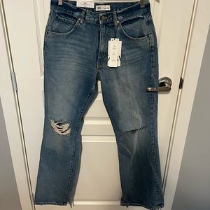 NWT Zara Distressed Denim Jean 🌟